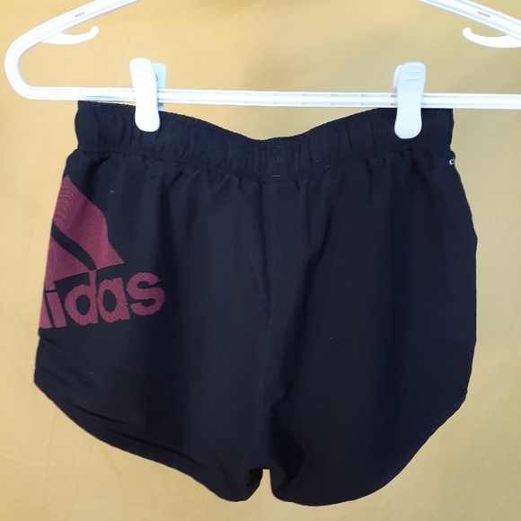 Girls Adidas Shorts - Picture 2 of 5